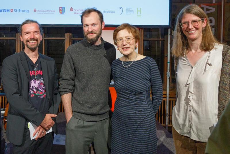 Thomas Bothor, Alexander Rudolfi, Eva Taylor, Nikola Huppertz