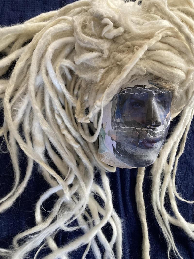 Stelle Von Cornelia León-Villagra